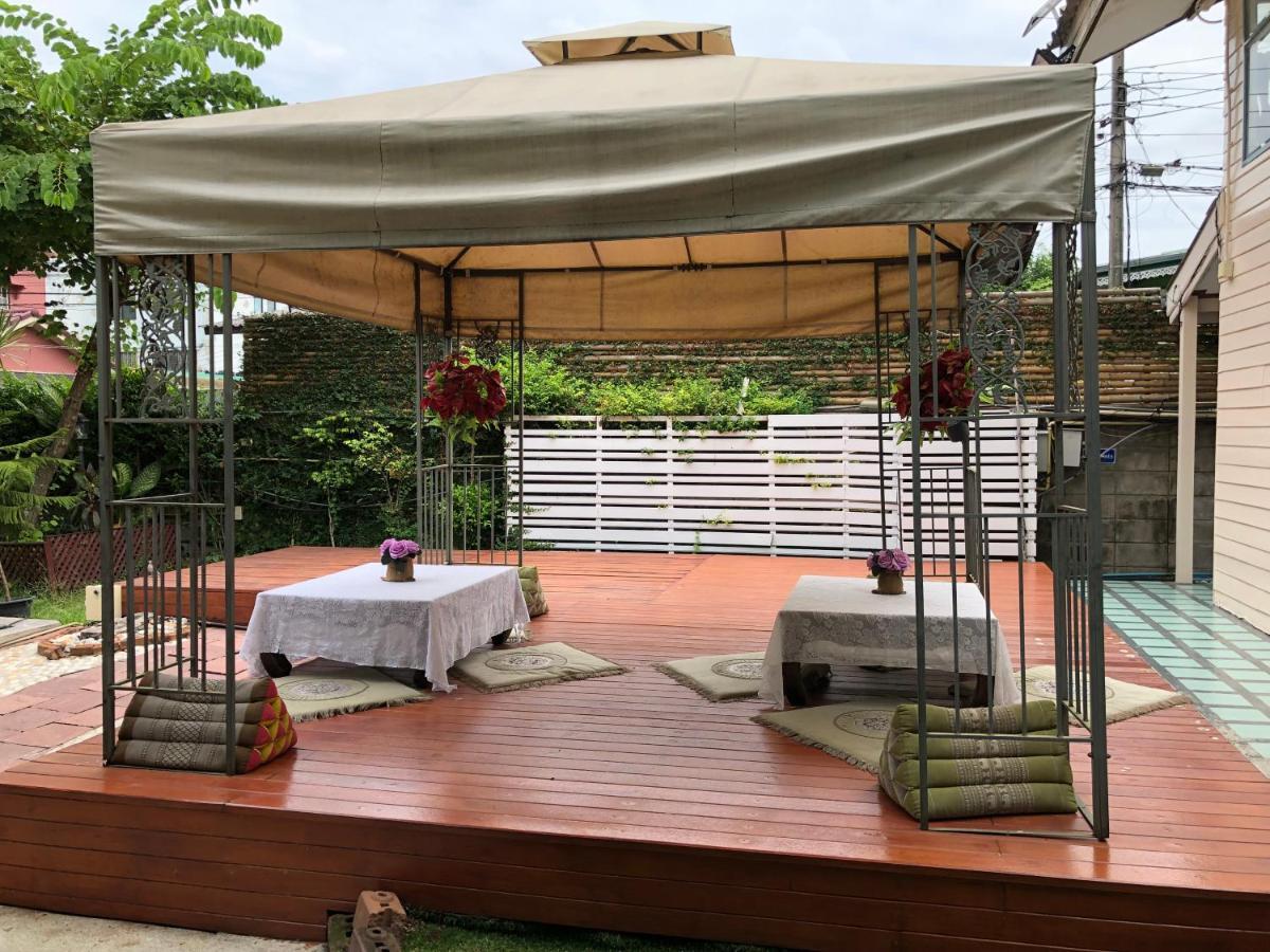 Resort Bangphlat Bangkok Esterno foto